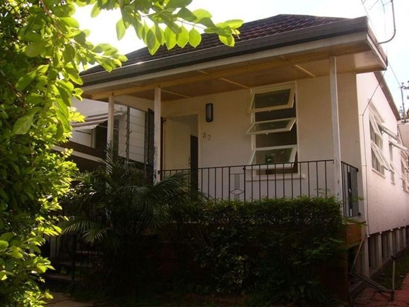 33 Wakefield Street, Albion QLD 4010