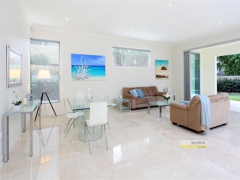 87 Chelmer Street W, Chelmer QLD 4068