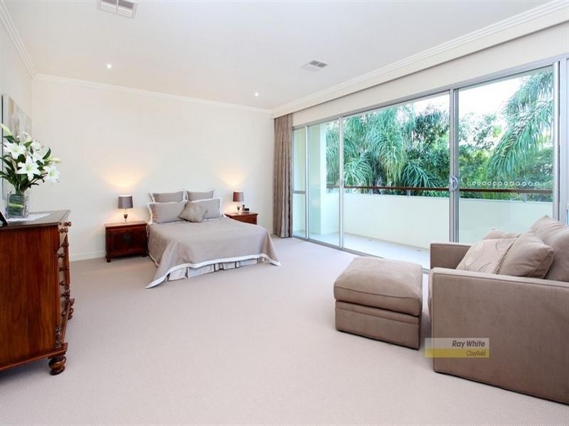 87 Chelmer Street W, Chelmer QLD 4068