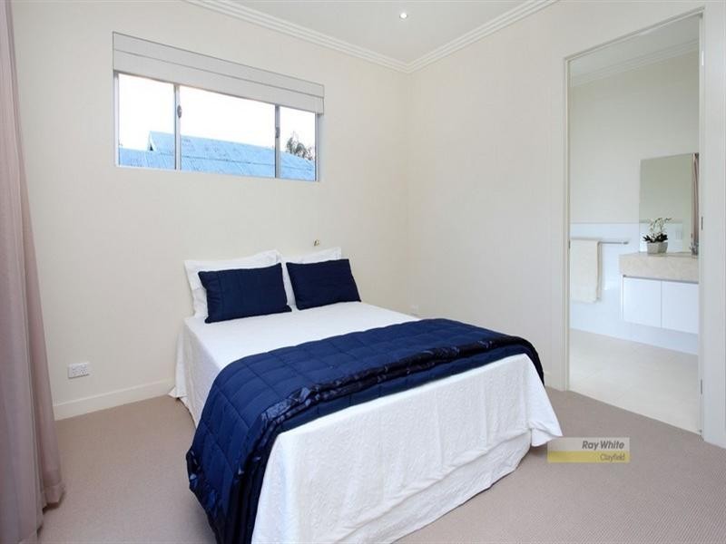 87 Chelmer Street W, Chelmer QLD 4068