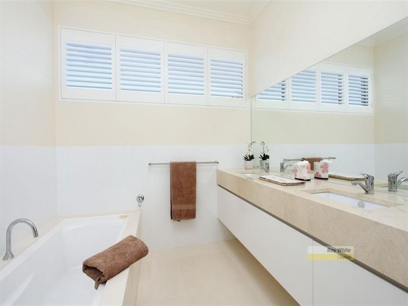 87 Chelmer Street W, Chelmer QLD 4068