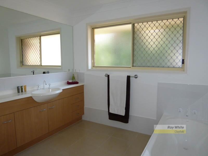 2/47 Wallace Street, Chermside QLD 4032