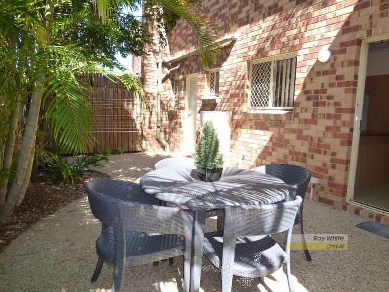 2/47 Wallace Street, Chermside QLD 4032