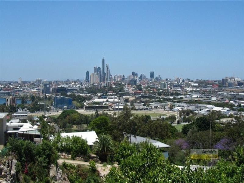 34 Comus Avenue, Ascot QLD 4007