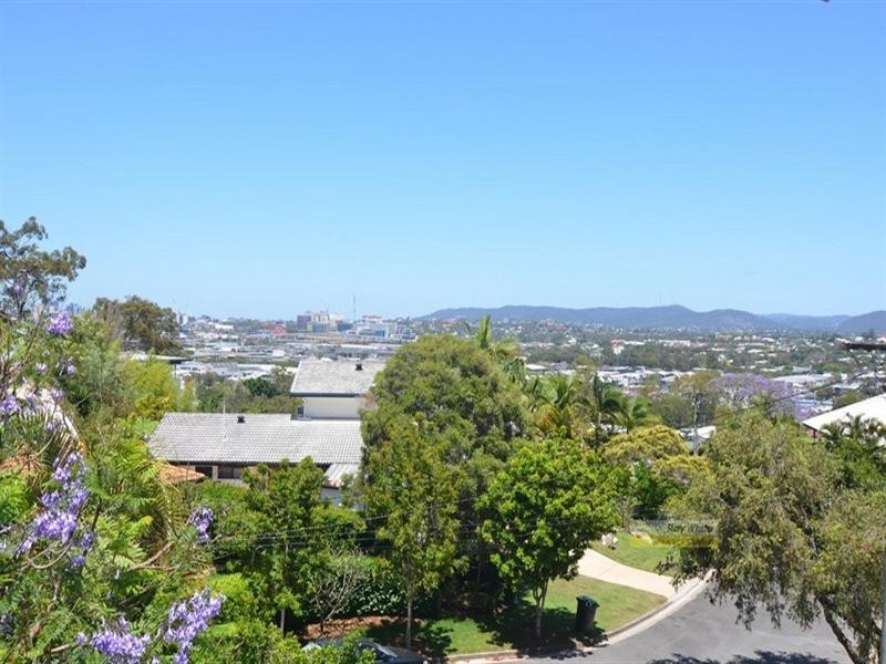 34 Comus Avenue, Ascot QLD 4007