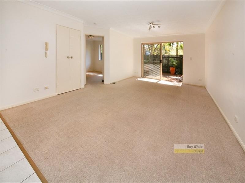 2/31 Collins Street, Clayfield QLD 4011