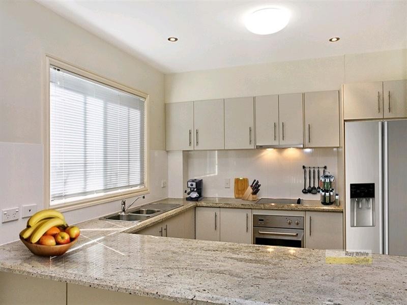 2/78 McLennan Street, Albion QLD 4010