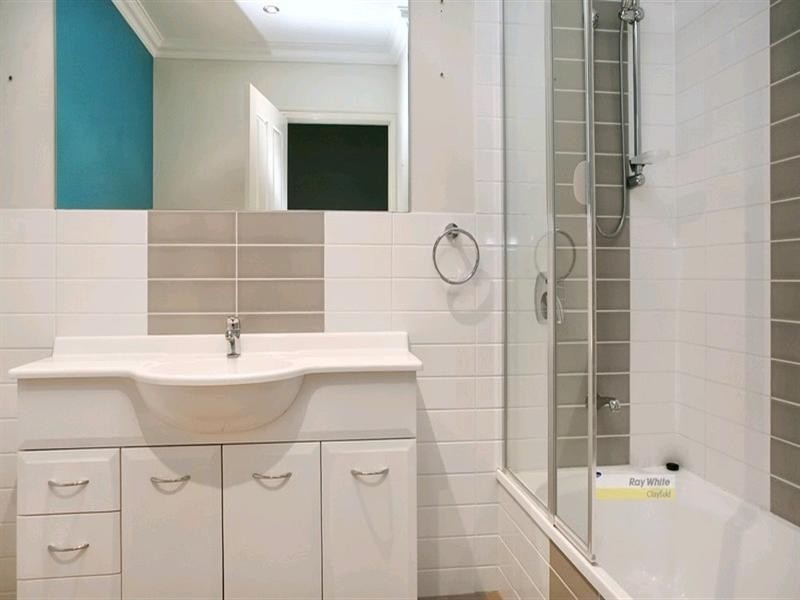 2/78 McLennan Street, Albion QLD 4010