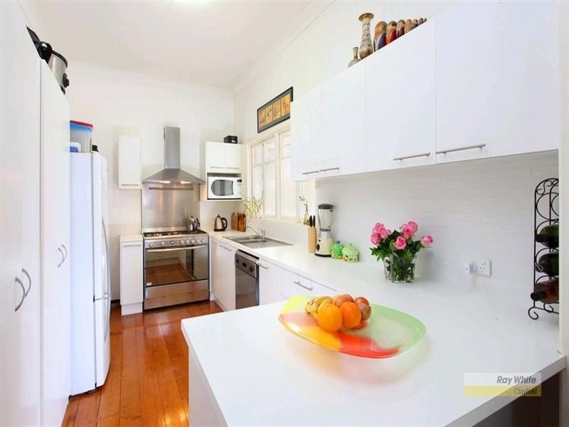 24 Vine Street, Clayfield QLD 4011