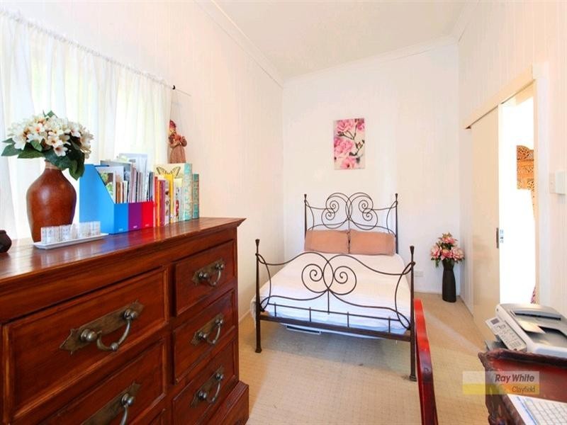 24 Vine Street, Clayfield QLD 4011