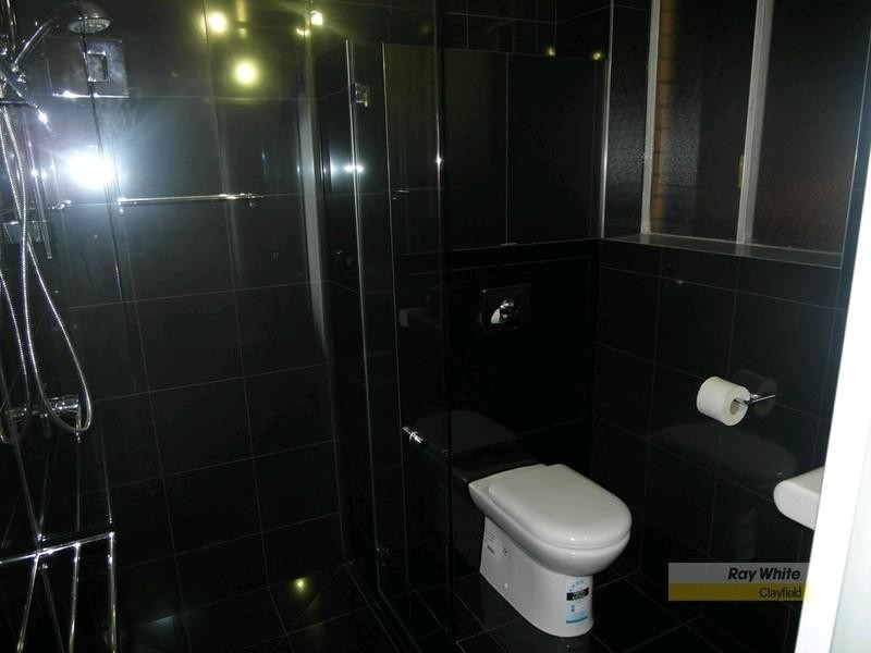 3/111 Windermere Road, Hamilton QLD 4007