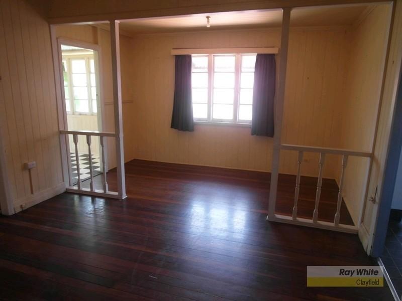 8 Highlands Street, Albion QLD 4010