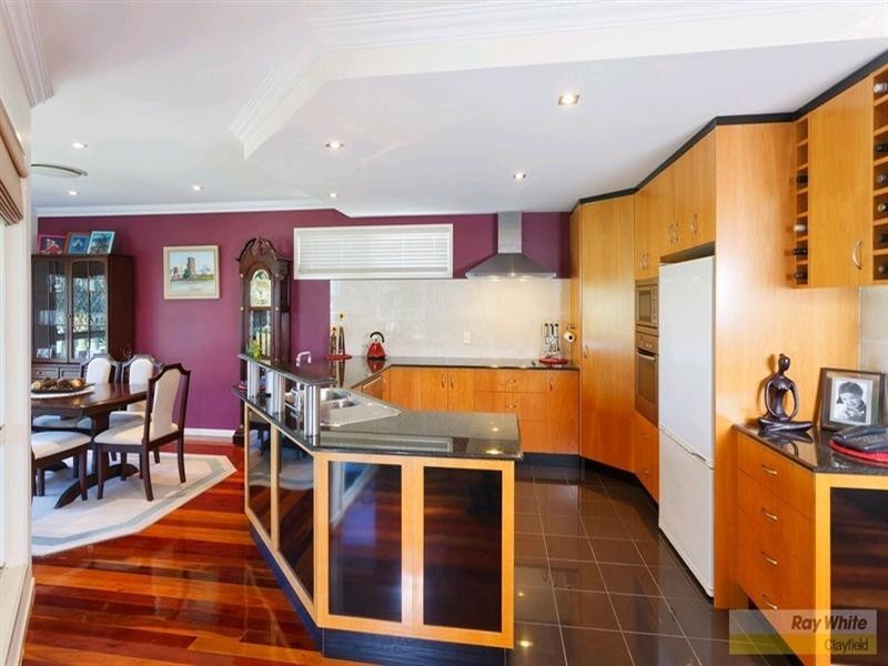 26 Mein Street, Hendra QLD 4011