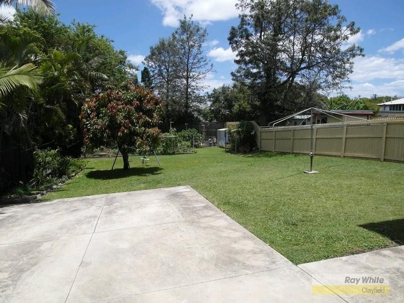 11 York Street, Hamilton QLD 4007