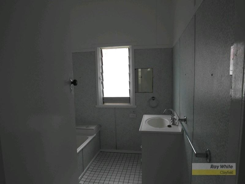 108 Main Avenue, Wavell Heights QLD 4012