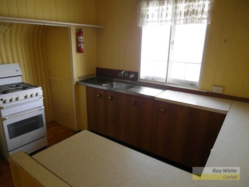 19 Lucy Street, Albion QLD 4010