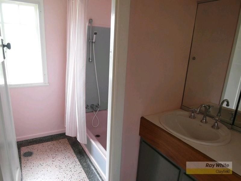 19 Lucy Street, Albion QLD 4010