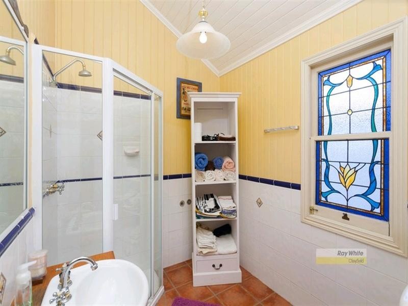 75 Kent Road, Wooloowin QLD 4030