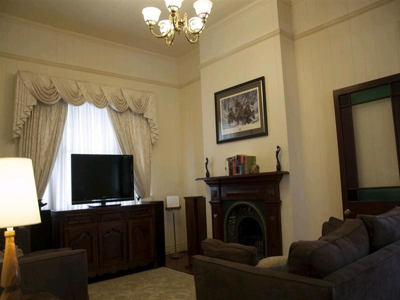 23 Balowrie Street, Hamilton QLD 4007