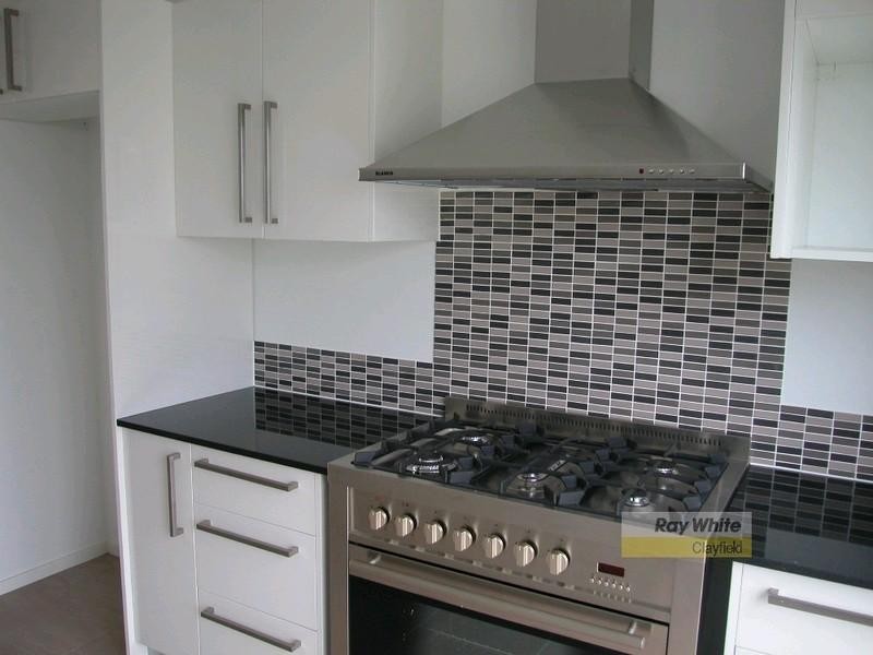 77 Oates Parade, Northgate QLD 4013