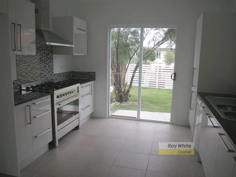 77 Oates Parade, Northgate QLD 4013