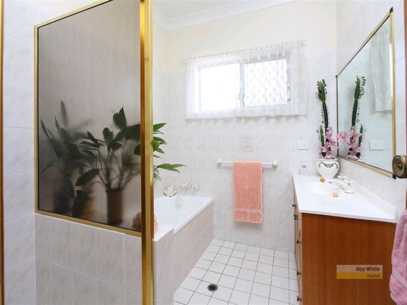 14 Bishop Street, Nundah QLD 4012