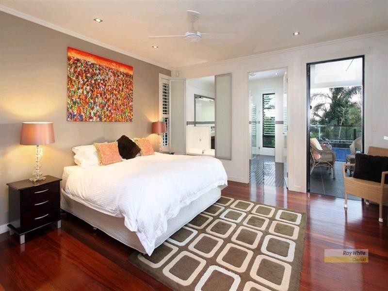 125 Crosby Road, Hamilton QLD 4007