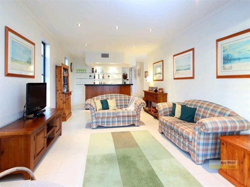 125 Crosby Road, Hamilton QLD 4007