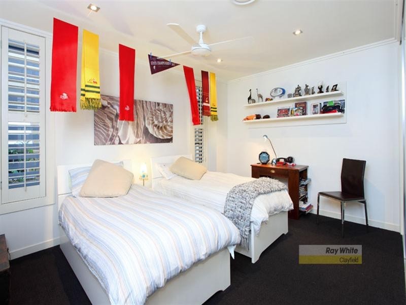 125 Crosby Road, Hamilton QLD 4007