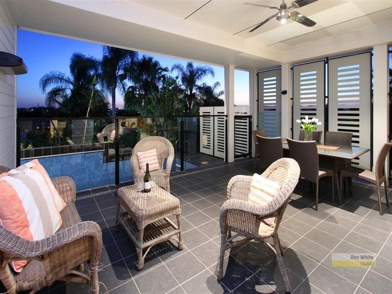 125 Crosby Road, Hamilton QLD 4007