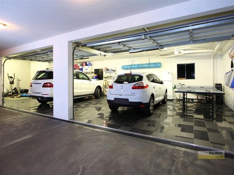 125 Crosby Road, Hamilton QLD 4007