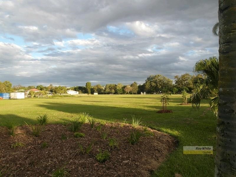 8 Lydia Street, Wooloowin QLD 4030