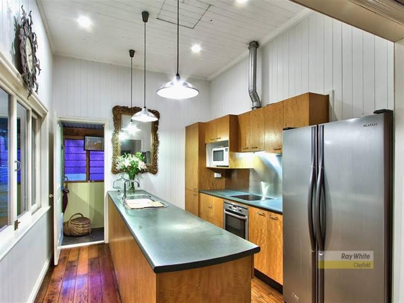 19 Ruby Street, Newmarket QLD 4051