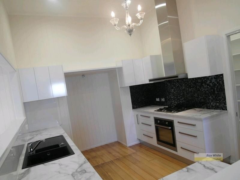 35 Garrick Terrace, Herston QLD 4006