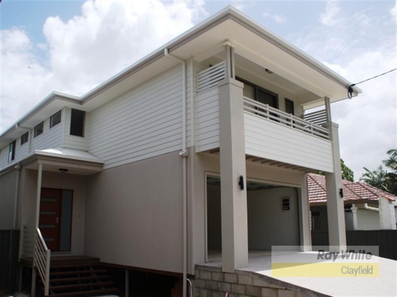 52 Ure Street, Hendra QLD 4011