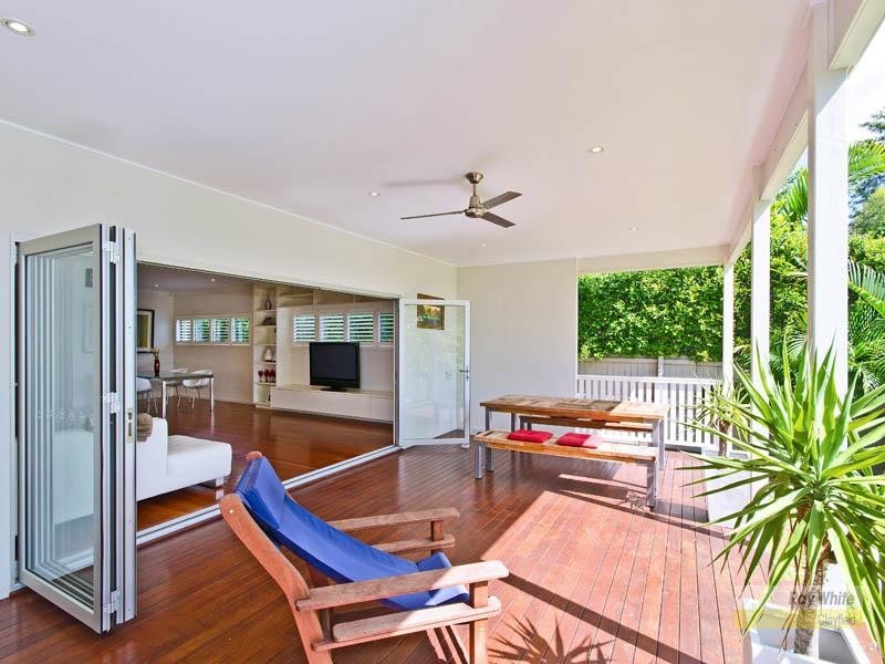 34 Raceview Avenue, Hendra QLD 4011