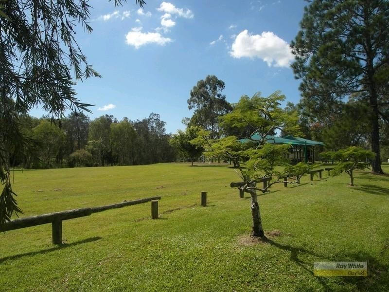 25 Coulter Crescent, Northgate QLD 4013