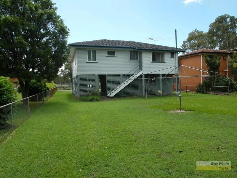 4 Depot Road, Deagon QLD 4017