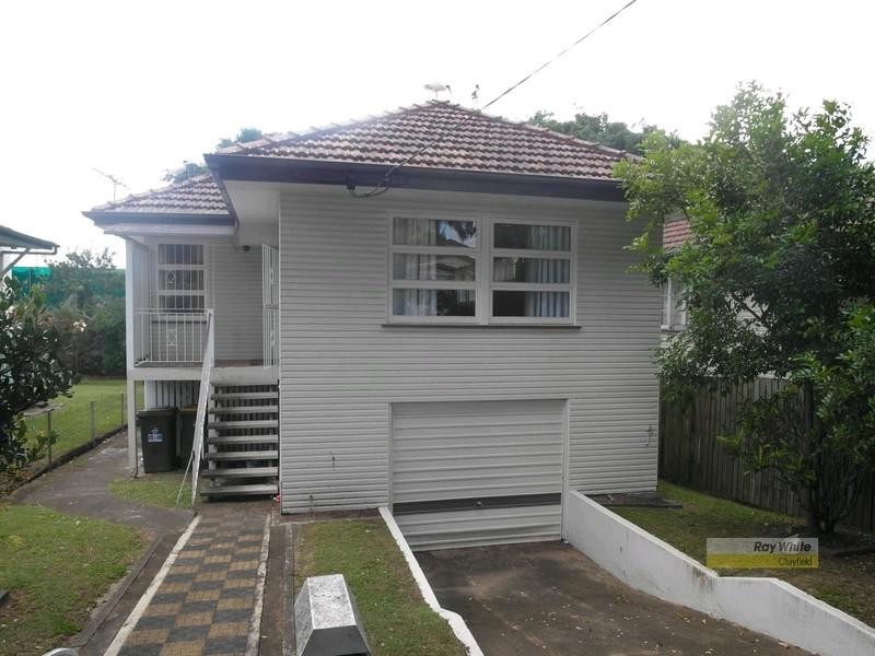 28 Wongara Street, Clayfield QLD 4011