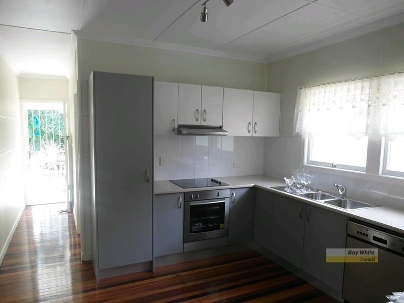 28 Wongara Street, Clayfield QLD 4011