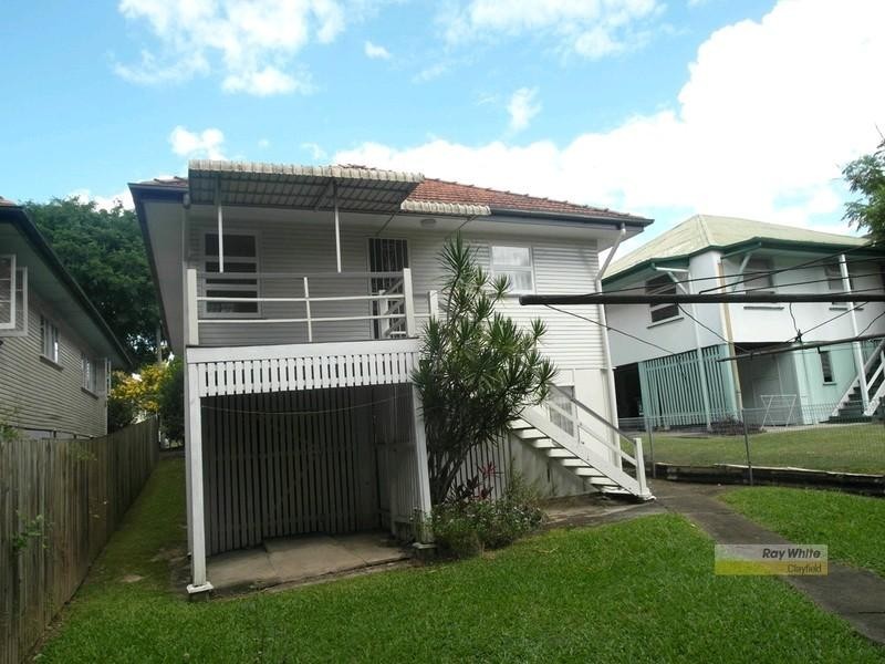 28 Wongara Street, Clayfield QLD 4011