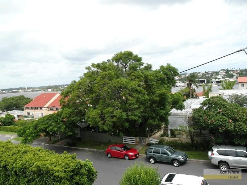 1/72 Markwell Street, Hamilton QLD 4007