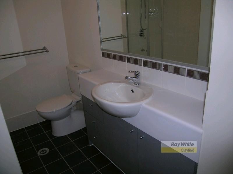 4/33 Pilba Street, Chermside QLD 4032