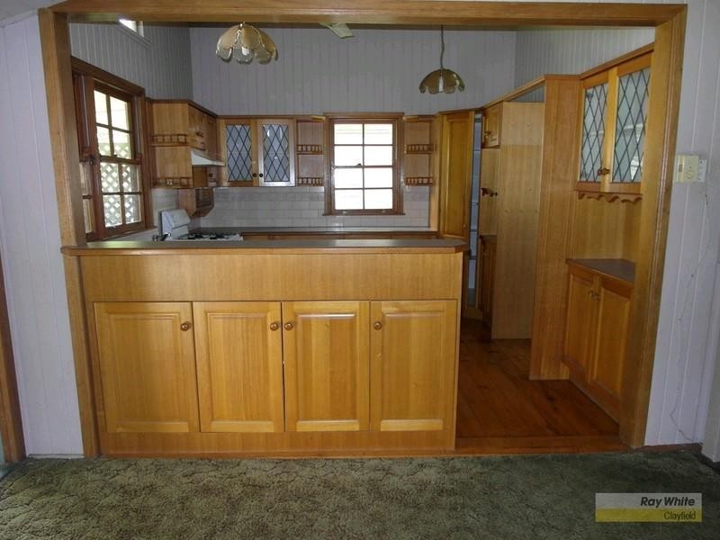 24 Henry Street, Wooloowin QLD 4030