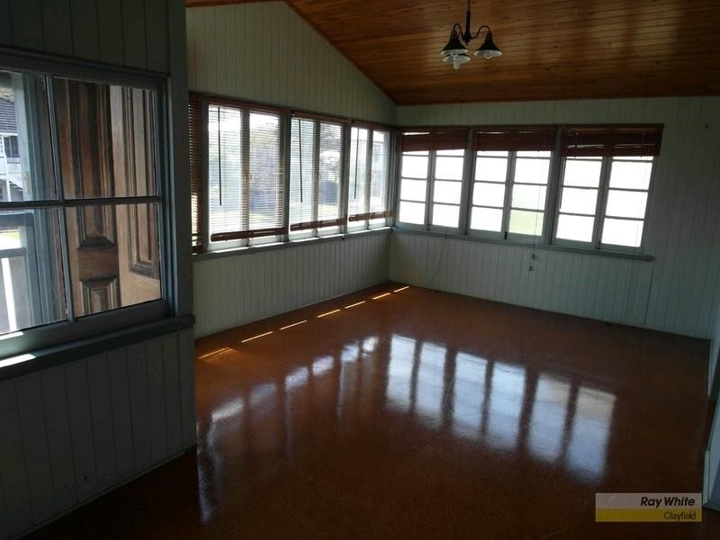 24 Henry Street, Wooloowin QLD 4030