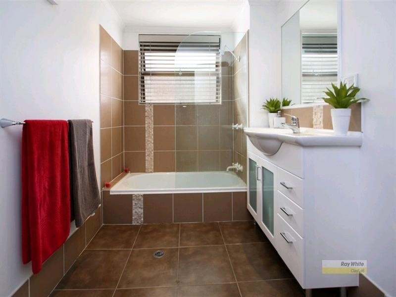 1/25 Bonney Avenue, Clayfield QLD 4011