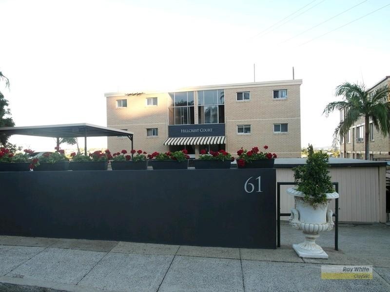2/61 Hillside Crescent, Hamilton QLD 4007