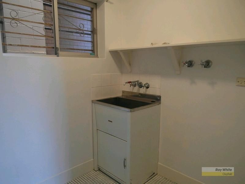 2/61 Hillside Crescent, Hamilton QLD 4007