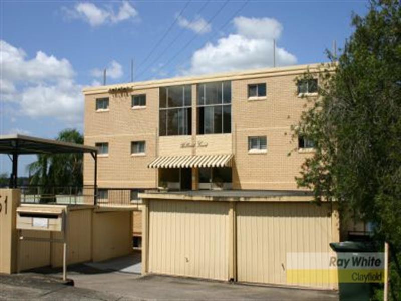 2/61 Hillside Crescent, Hamilton QLD 4007