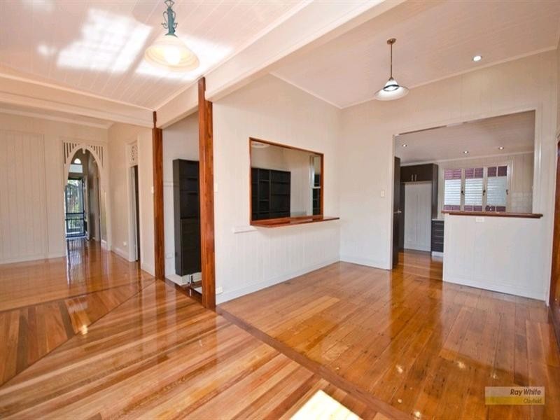 74 Felix Street, Wooloowin QLD 4030